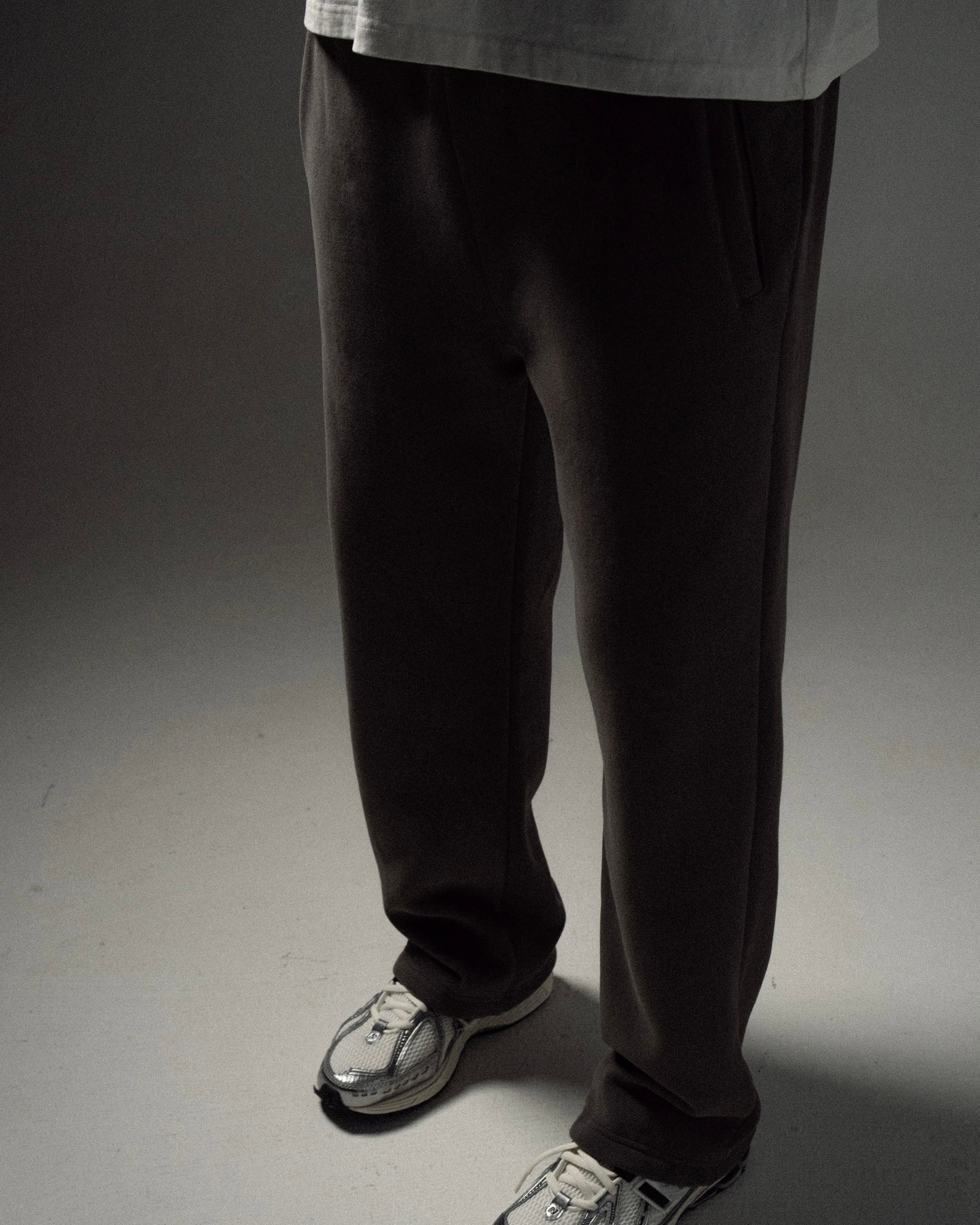 Straight Leg Sweatpant